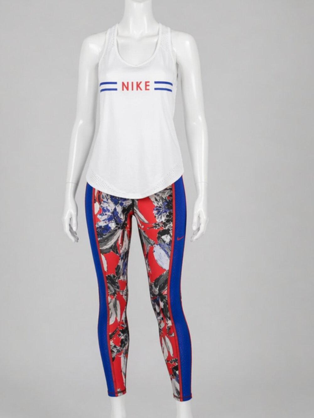 Women’s Nike XS Leggings & Tee Bundle High Rise New W/O Tags